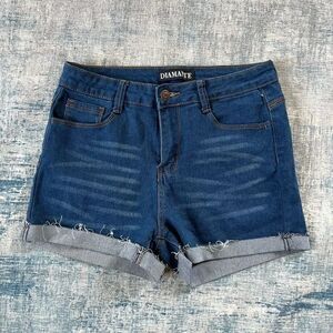 Diamante Distressed Wash Frayed Cuff Shorts Juniors Large